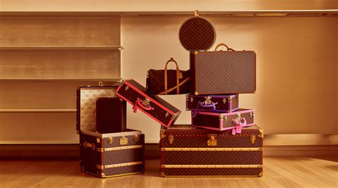 louis vuitton dekbed overtrek|Exceptional Trunks Collection for Trunks, Travel and Home.